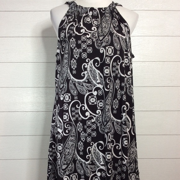 Fashion Bug Dresses & Skirts - Paisley Fashion Bug Sundress Fashion Bug Dresses & Skirts - Paisley Fashion Bug Sundress
